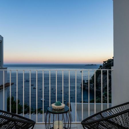 Gianlica Suites โปซิตาโน ภายนอก รูปภาพ