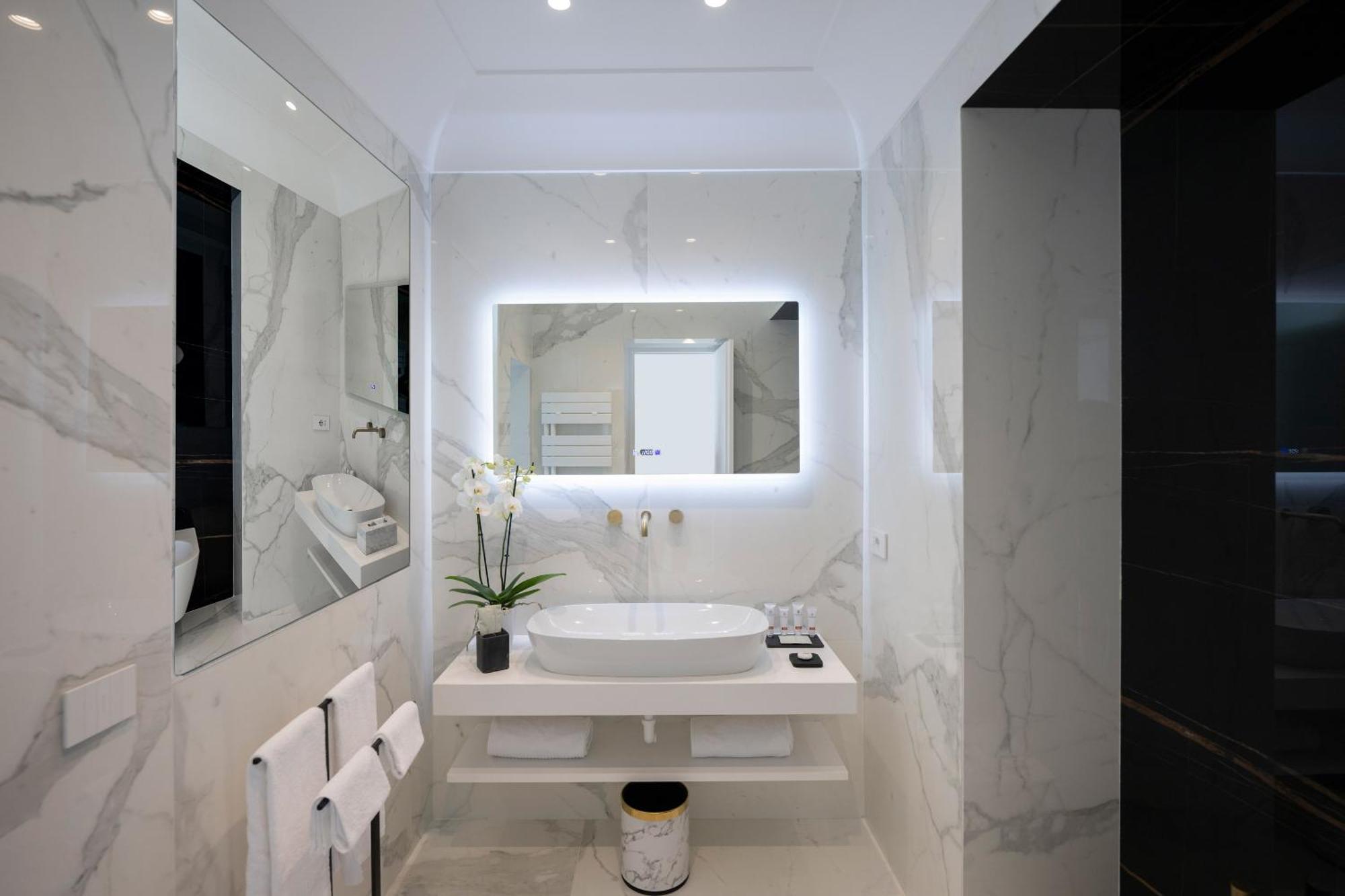 Gianlica Suites โปซิตาโน ภายนอก รูปภาพ